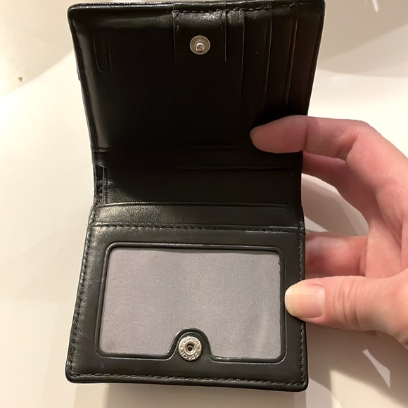 GUC Coach women’s wallet - Picture 3 of 7